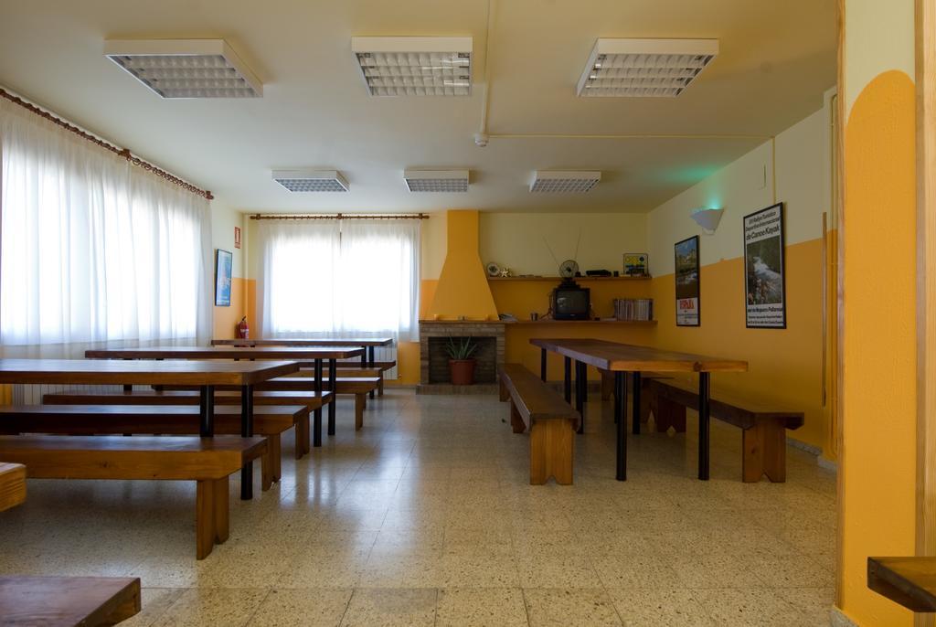 Alberg Escola De Piraguisme De Sort Luaran gambar